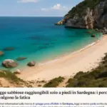 Spiagge sabbiose raggiungibili solo a piedi in Sardegna: i percorsi che valgono la fatica